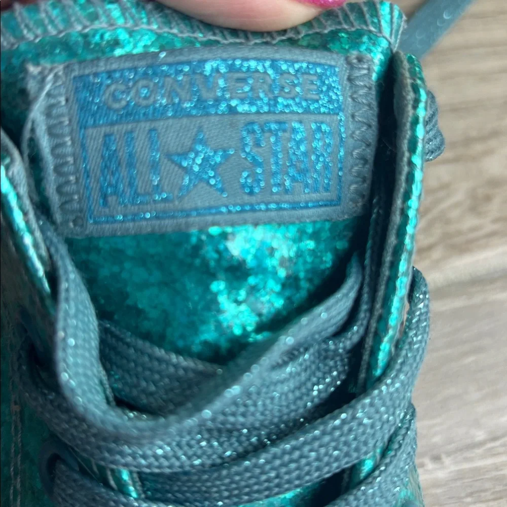Converse Kids Shiny Teal Sneakers size 12 in great condition